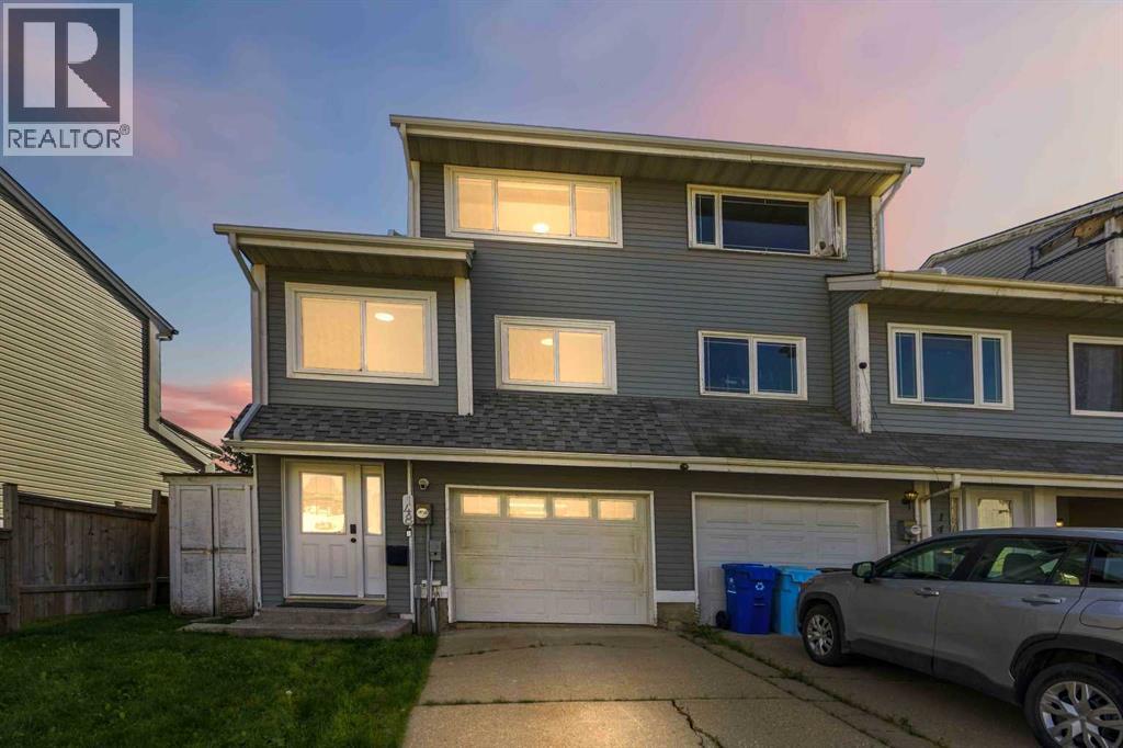 148 Williscroft Place, Fort McMurray, Alberta, T9H4P7, Fort McMurray, Alberta — photo 2 of 5