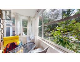 Main - 63 Braemore Gardens, Toronto, ON M6G2C7 Photo 11