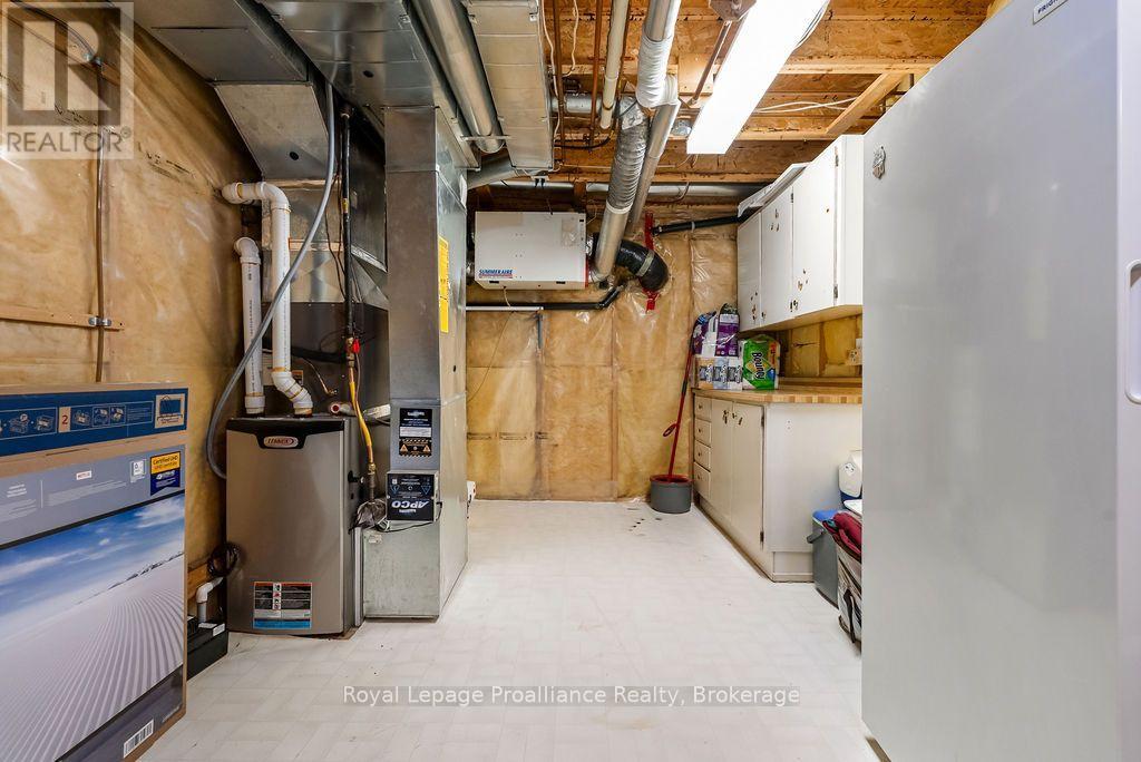 95 Mill Street, Quinte West, ON photo 30