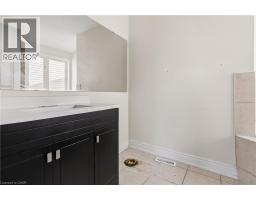 930 Lancaster Boulevard, Milton, ON L9T6A4 Photo 24