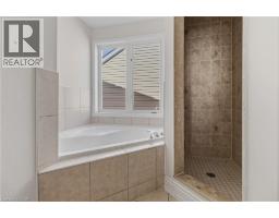 930 Lancaster Boulevard, Milton, ON L9T6A4 Photo 25