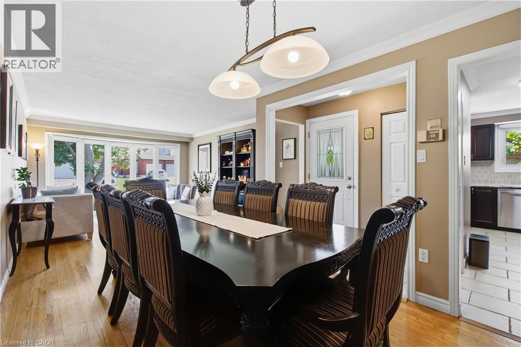 58 TINDALE Court - 12