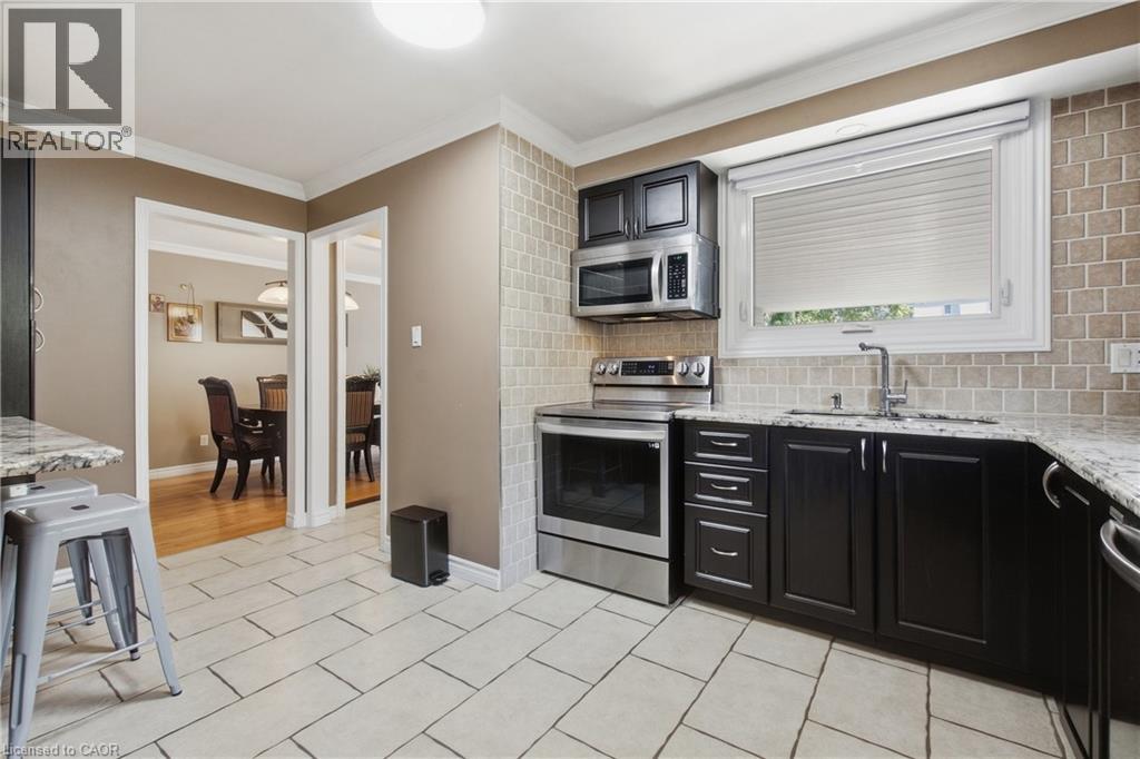 58 TINDALE Court - 14