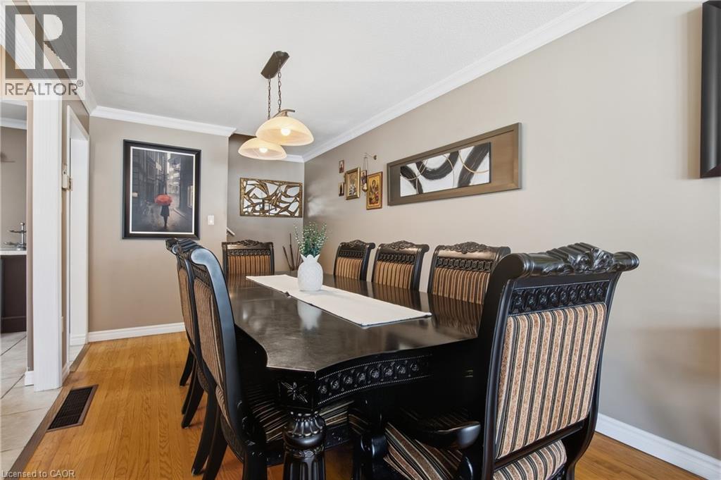 58 TINDALE Court - 11