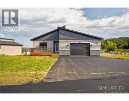 18 Bellbottom Way, photo 2