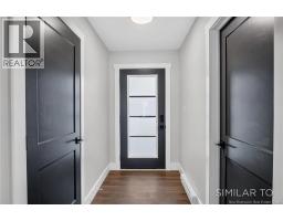 18 Bellbottom Way, photo 5