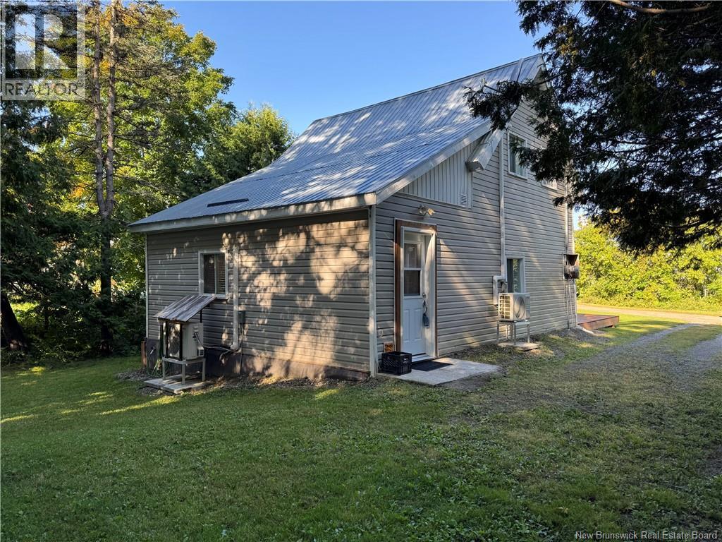 30 Queen St - Image 38