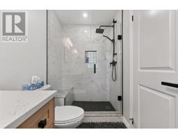 2112 Dundas Street E, Toronto, ON M4L1N1 Photo 22