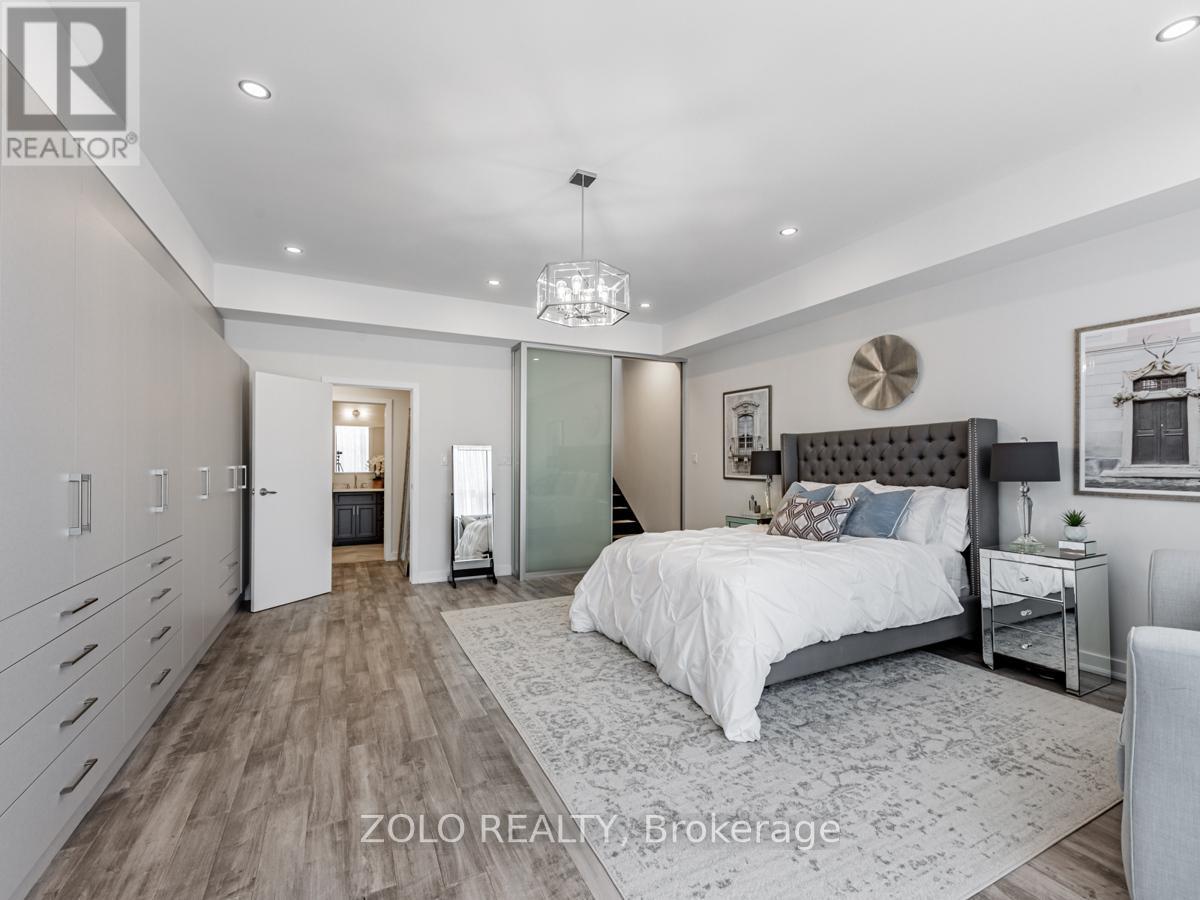 #304 1842 QUEEN STREET E - 21