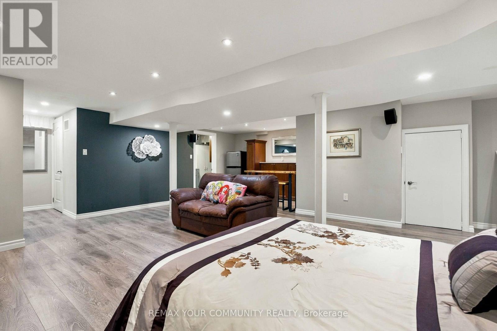 153 REED DRIVE - 28