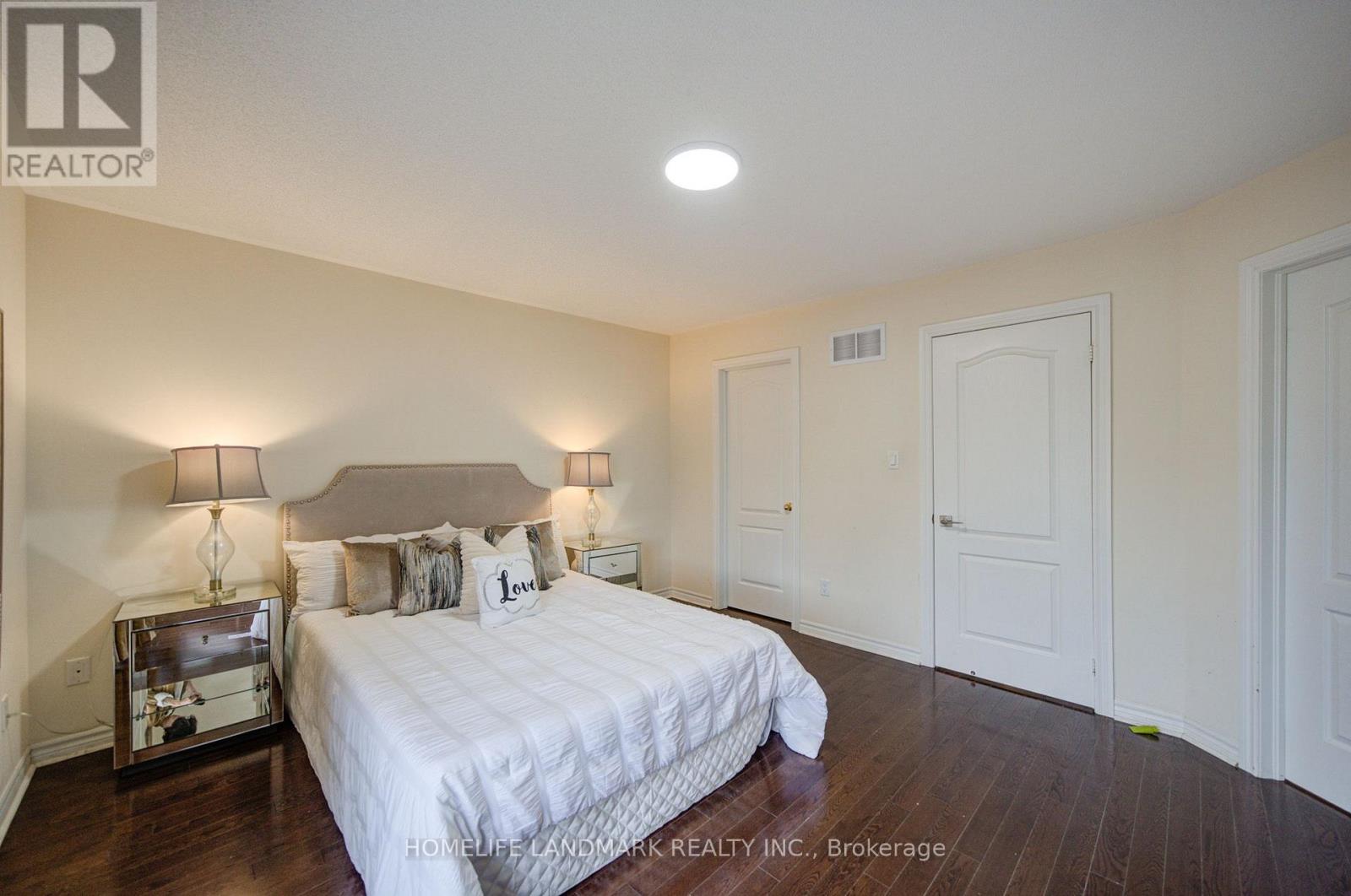 10483 WOODBINE AVENUE - Image 28