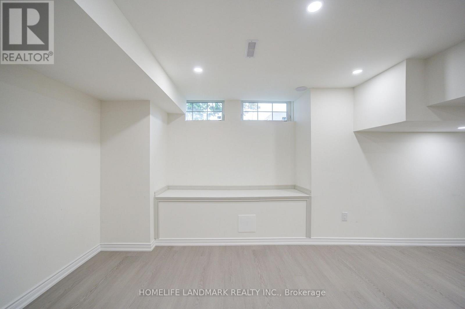10483 WOODBINE AVENUE - Image 33