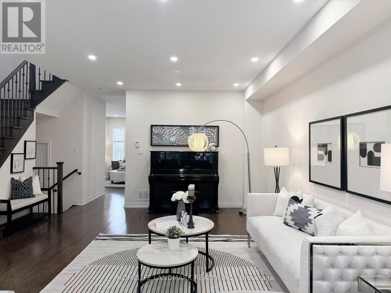 10483 WOODBINE AVENUE - Image 43