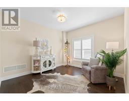 Mud room - 23 George Ellis Drive, Georgina, ON L4P0J4 Photo 6