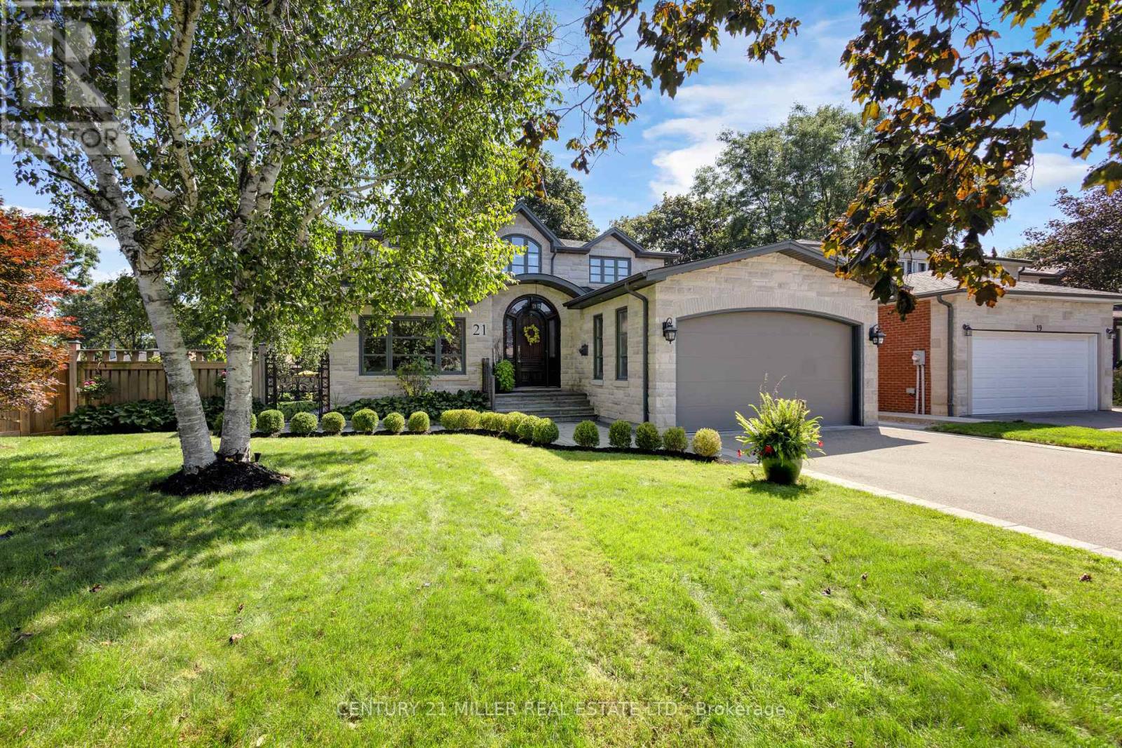 Photo of 21 NEILTREE COURT