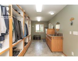Laundry room - 10, 25028 Highway 595, Rural Red Deer County, AB T4E0T3 Photo 18