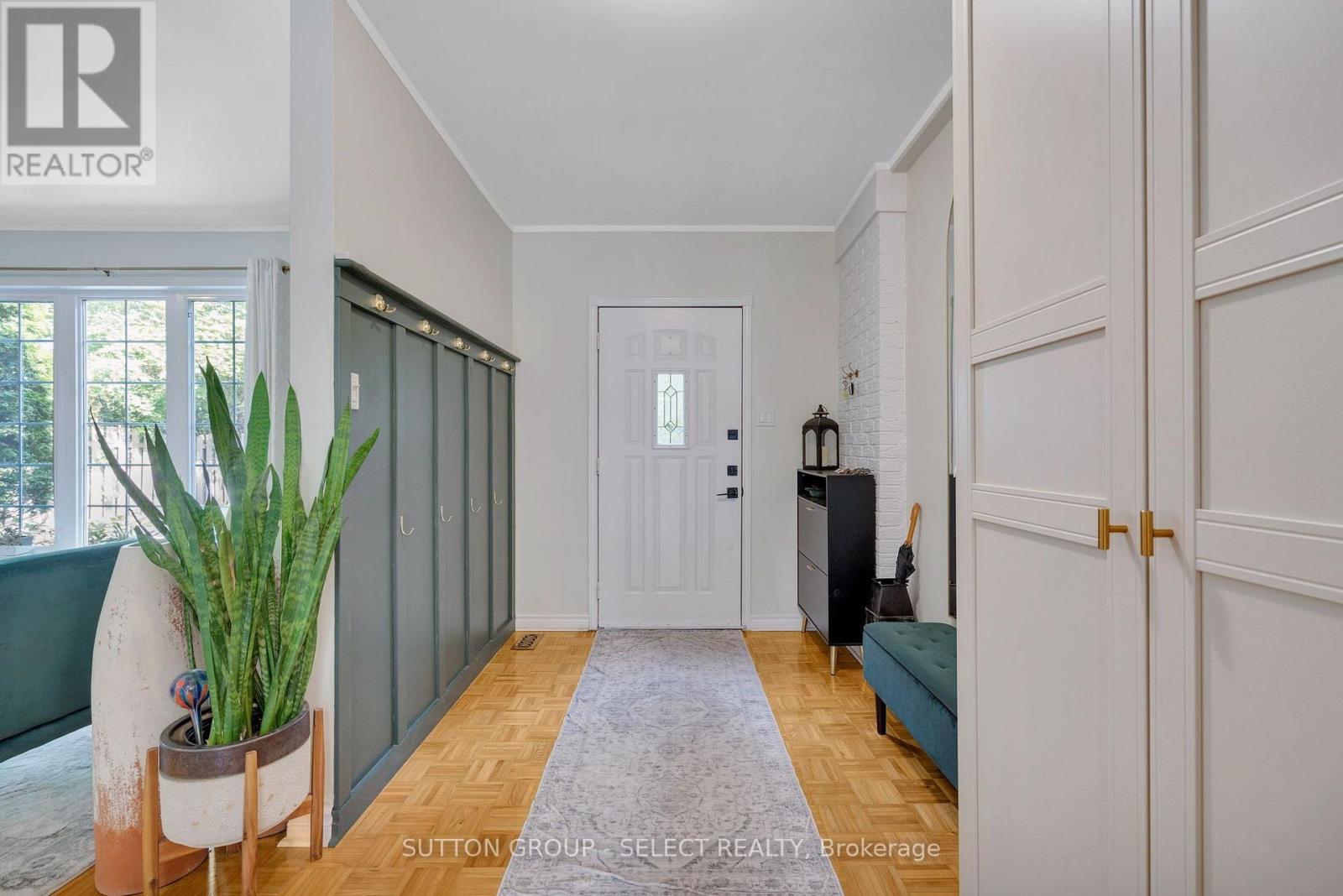 1129 SUNNINGDALE ROAD E - Image 6
