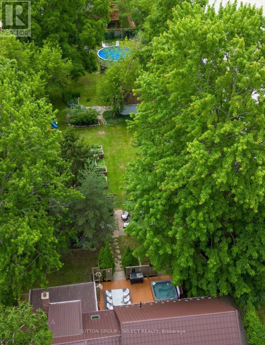 1129 SUNNINGDALE ROAD E - Image 5