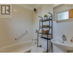 3824 Basinview Drive, Halifax Peninsula, NS B3K4Z9 Photo 15