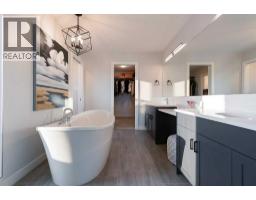 781 Atlantic Cove W, Lethbridge, AB T1J5S9 Photo 32