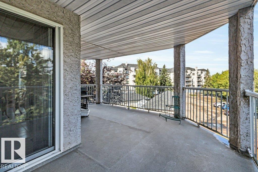 #303 65 GERVAIS RD - 17