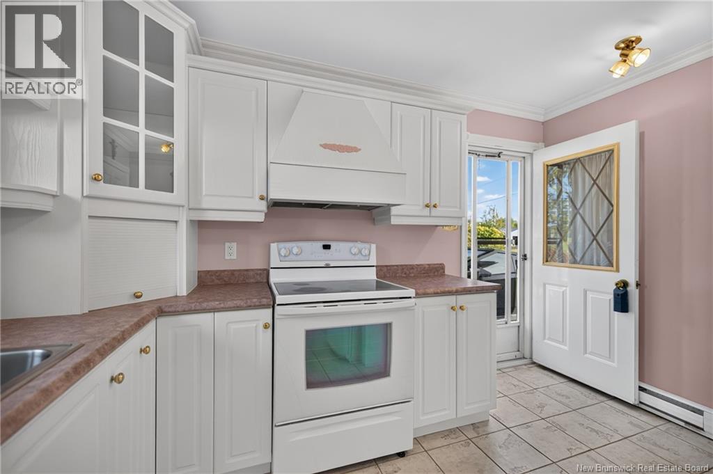 240 Smith Court - 10