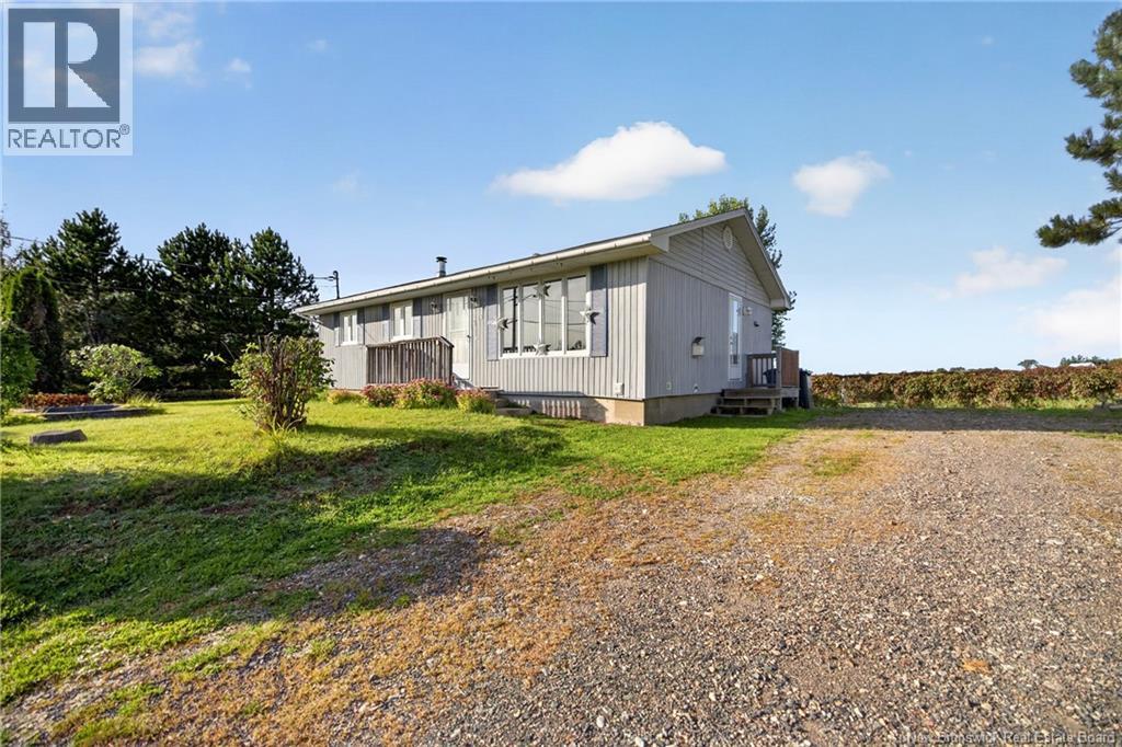 240 Smith Court - Image 24