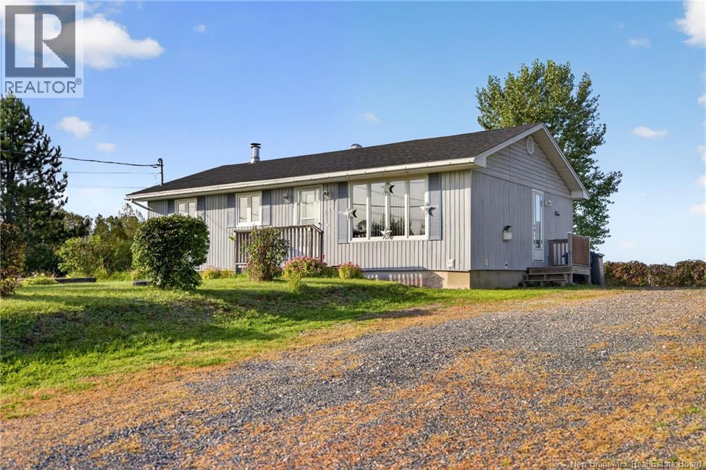 240 Smith Court - Image 26