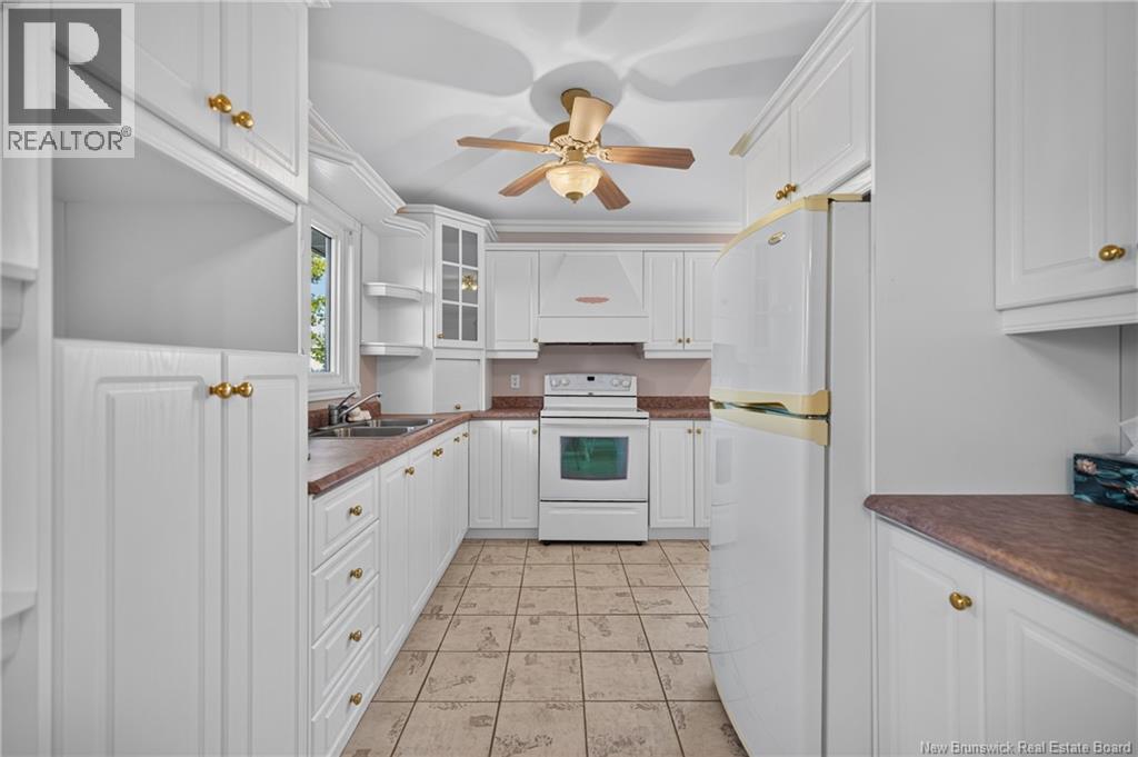 240 Smith Court - Image 5