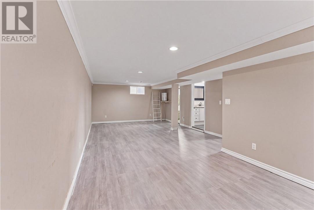 587 Main Street - 21