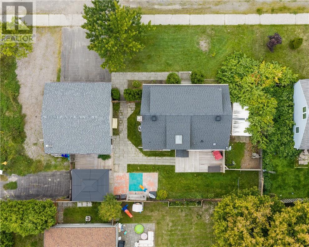 587 Main Street - Image 27