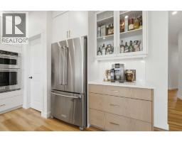 5pc Bathroom - 93 Rochester Way Nw, Calgary, AB T3L0J6 Photo 8