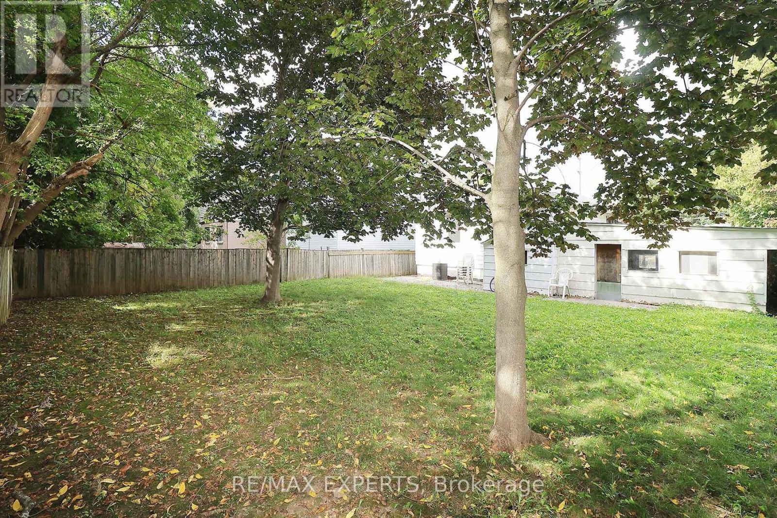 127 WHITNEY AVENUE - 24