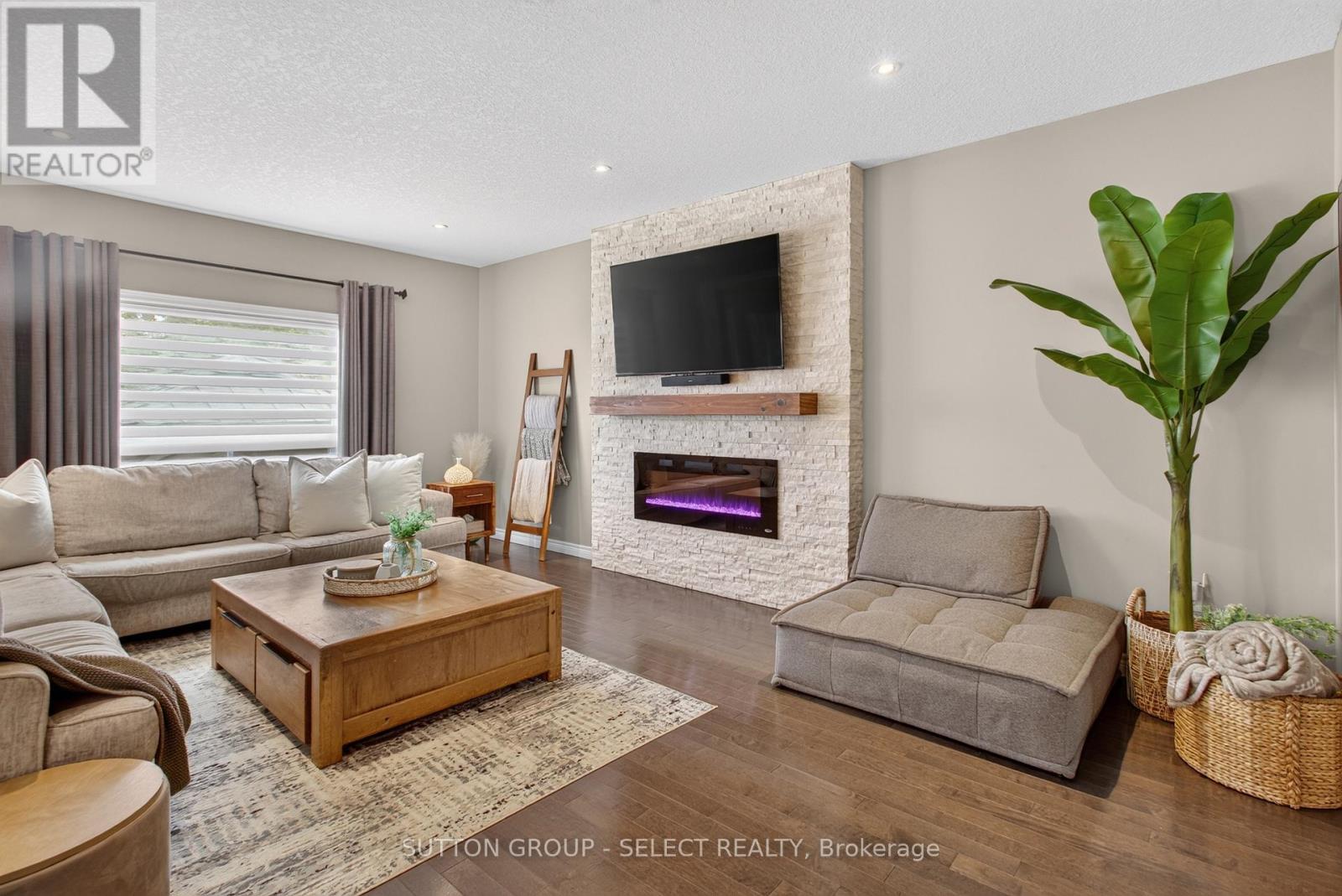 419 BLACKACRES BOULEVARD - 11