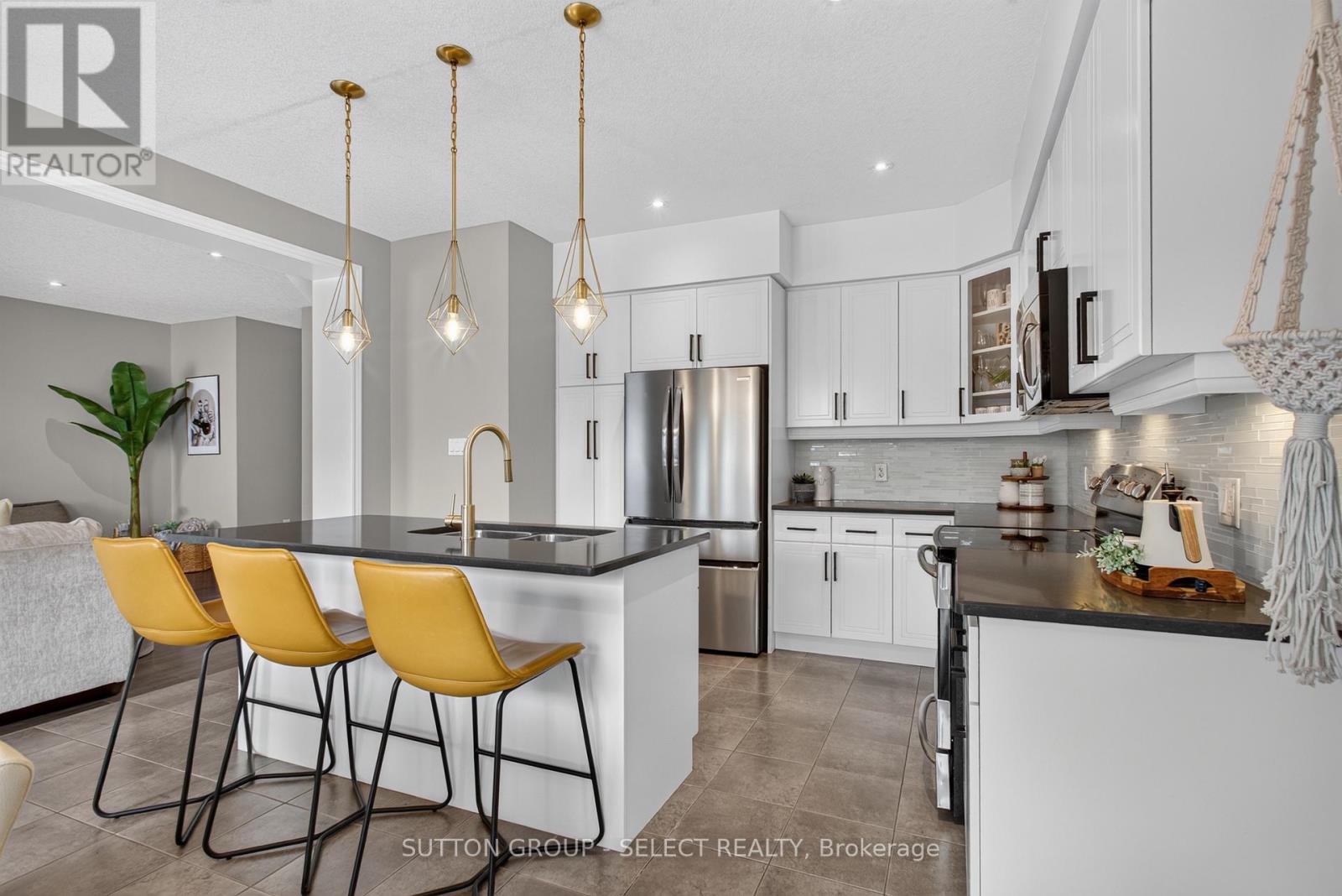 419 BLACKACRES BOULEVARD - Image 13