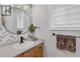 Living room - 419 Blackacres Boulevard, London North, ON N6G0J2 Photo 8