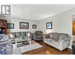 23A Chapman Crescent thumbnail 5