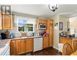 23A Chapman Crescent thumbnail 9