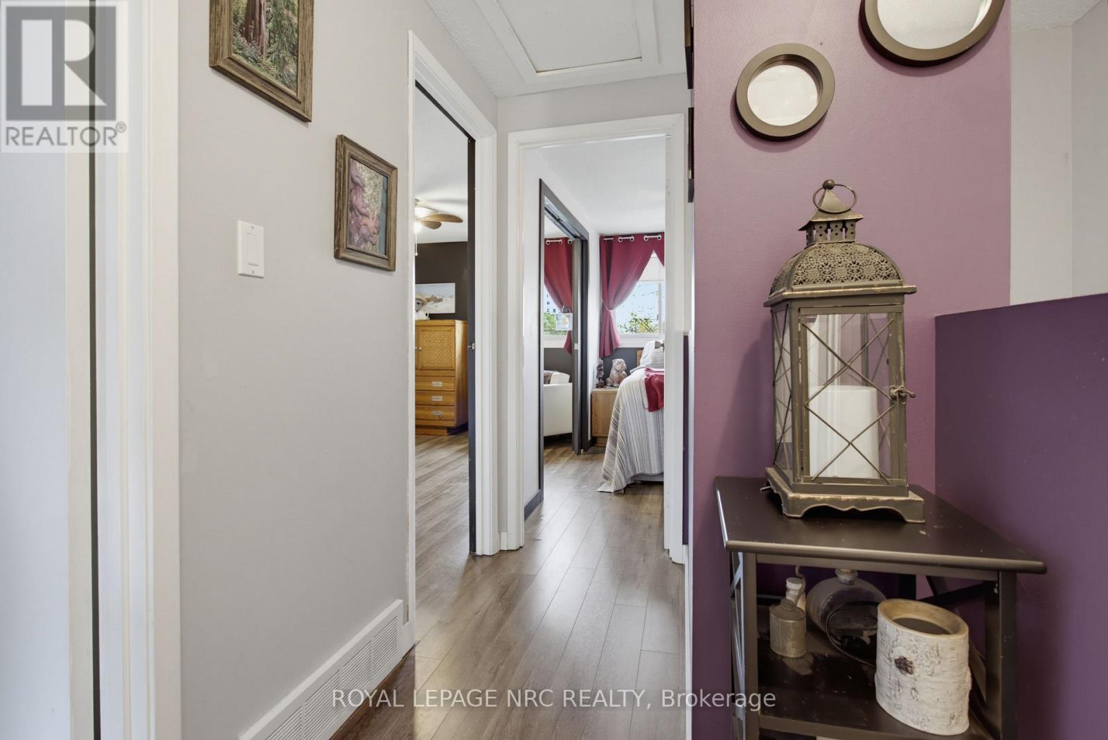 #8 50 LAKESHORE ROAD - 20