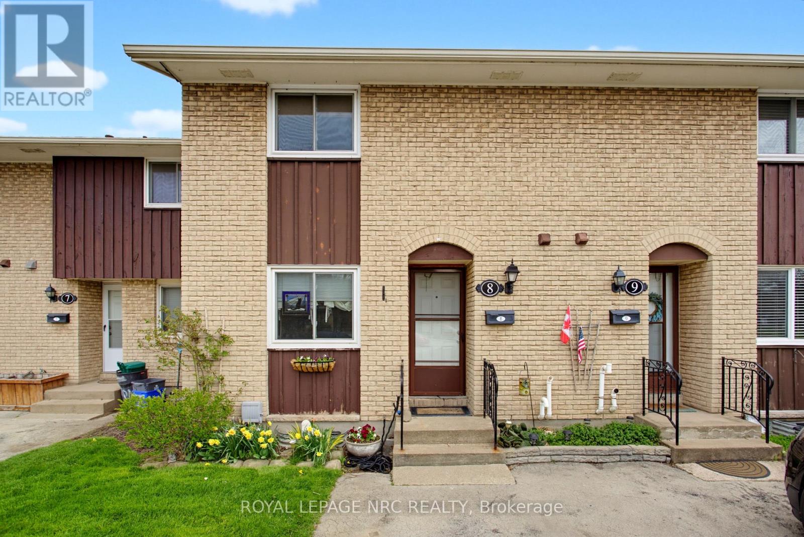 #8 50 LAKESHORE ROAD - 3