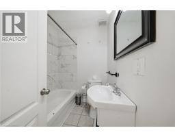 8 Russell Street, Brantford, ON N3R1Y7 Photo 16