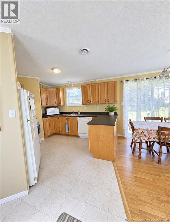 733 Williston Drive, Miramichi, New Brunswick, E1V6M9, Miramichi, New Brunswick — photo 3 of 5
