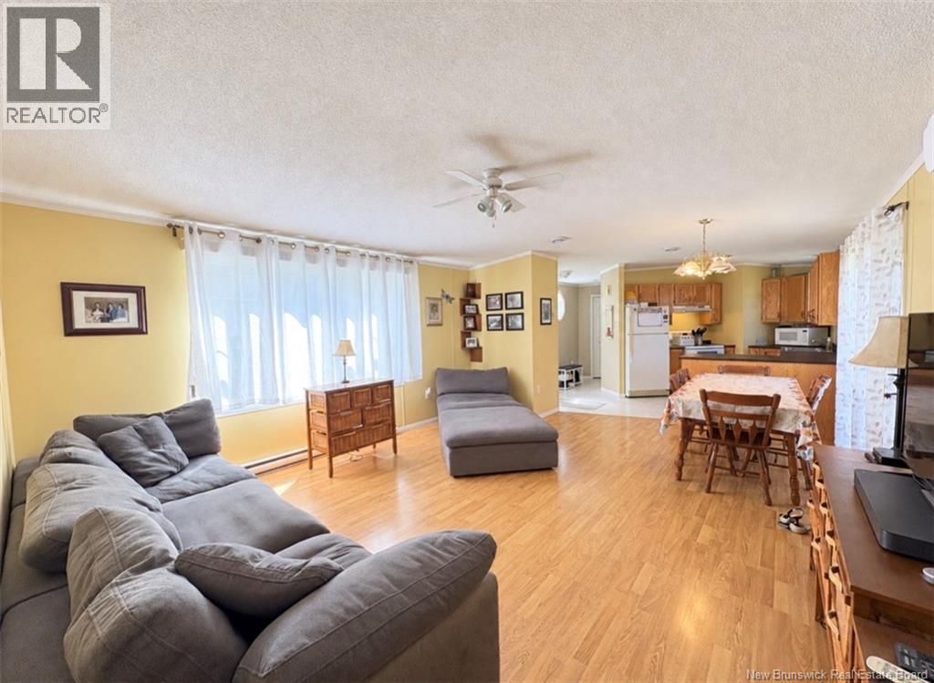 733 Williston Drive, Miramichi, New Brunswick, E1V6M9, Miramichi, New Brunswick — photo 4 of 5