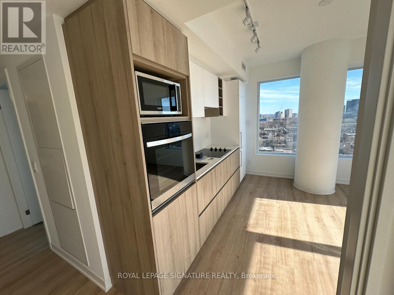 Photo of 319 Jarvis Street