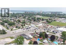 8031 Wyandotte Street East, Windsor, ON N8S1T2 Photo 27