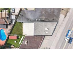 8031 Wyandotte Street East, Windsor, ON N8S1T2 Photo 28