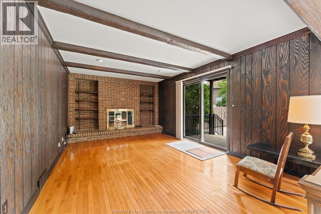 3696 Huntington AVENUE - 14