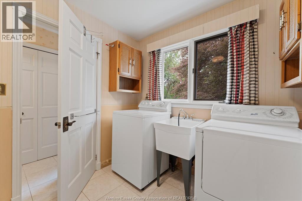 3696 Huntington AVENUE - Image 17