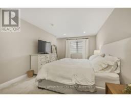 236 Stanley Street, Newmarket, ON L3Y4M9 Photo 15