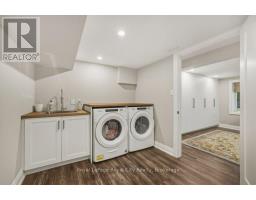 236 Stanley Street, Newmarket, ON L3Y4M9 Photo 24